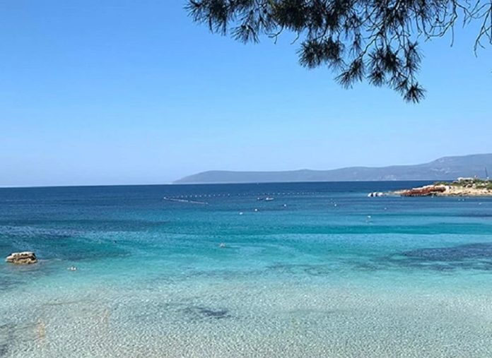 Sığacık Plajları Rehberi 2025 | Sığacık’ta Denize Girilecek Yerler Sığacık Plajları