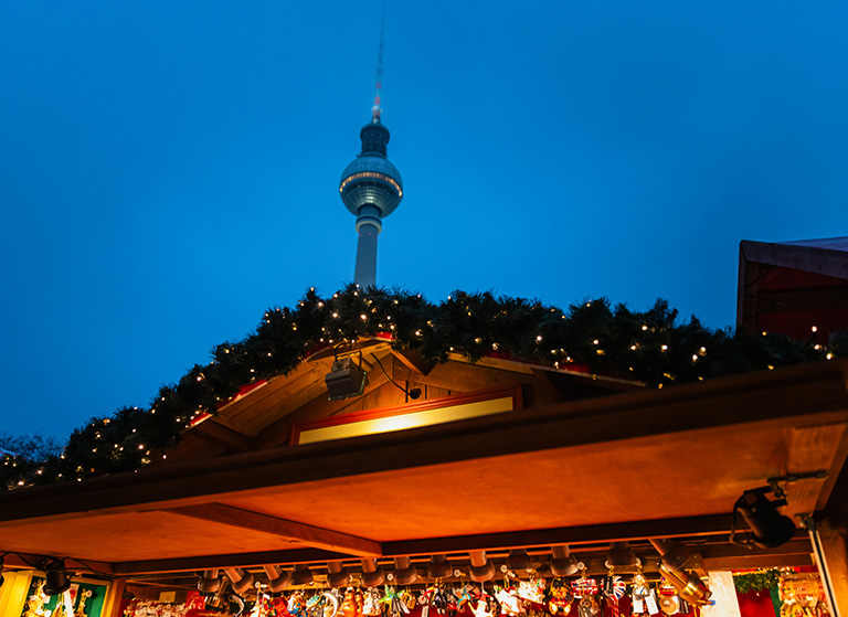 Alexanderplatz Noel Pazarı