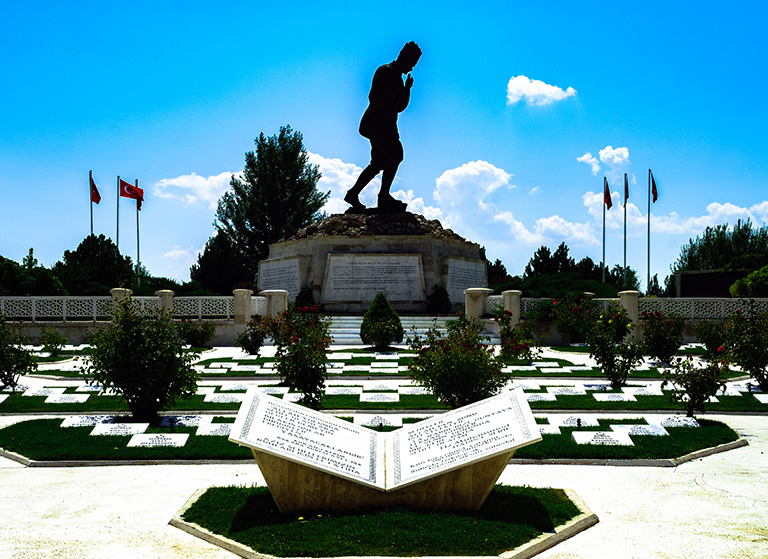 Kocatepe Anıtı