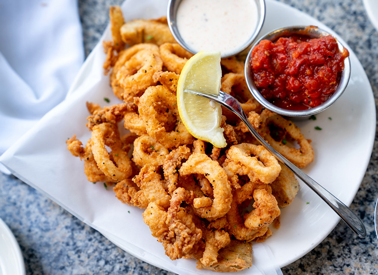 Fried Calamari (Kalamar Tava)