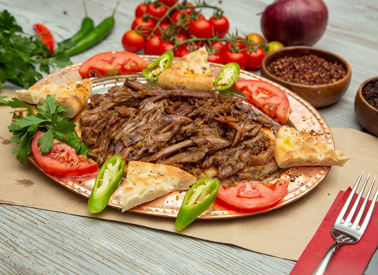 Kleftiko (Kuzu Tandır)