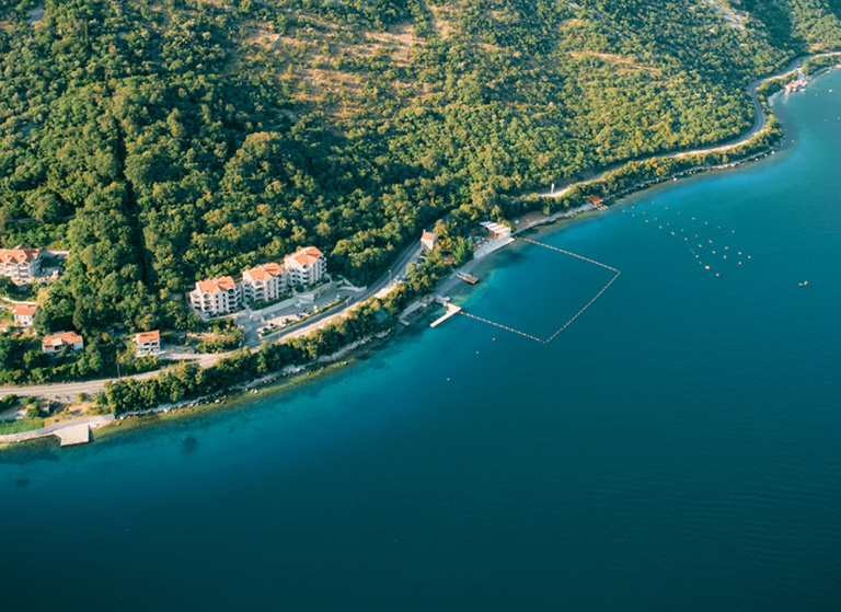 Bajova Kula Plajı