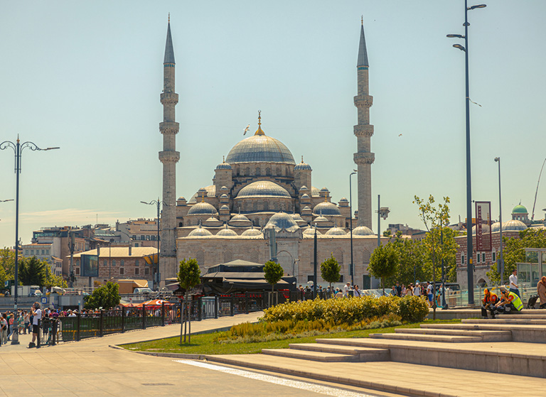 Eminönü Meydanı