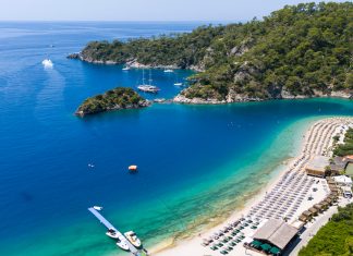 Kumburnu Plajı 2026 Güncel Rehberi : Ulaşım, Giriş Ücreti, Sunulan Hizmetler Kumburnu Plajı Fethiye